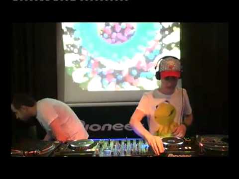 F***G Family / Royal DJ Tv / LIVE