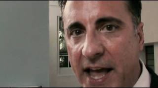 Энди Гарсиа в сцене из фильма "Сити-Айленд"