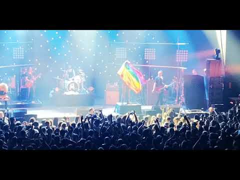 Madsen - Mein Herz bleibt hier (live im Pier2 in Bremen)