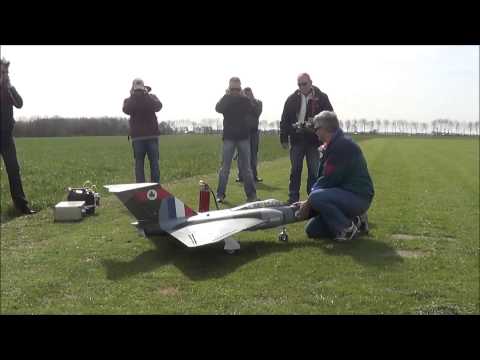 Dutch jet team Gloster Javelin build & test run