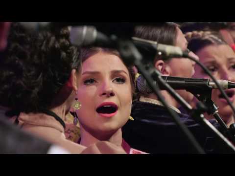 "Koga se mazese, sto ti se cinese" - horot i orkestarot na "Tanec" na Novogodisniot koncert 2019