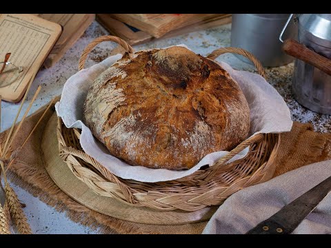 Pan GALLEGO con MASA MADRE, harina del país y centeno.