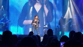 Martina McBride: Diamond live 2016 Hoyt Sherman Place