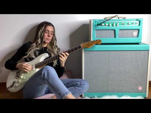Simona Sansovini - Playing The blues Cream's King by Breach Amps