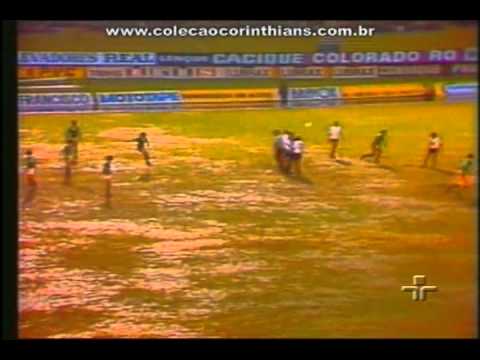12/09/1976 - Corinthians 0 x 1 Guarani