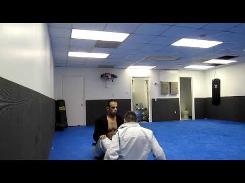 BJJ stopping the leg drag pass