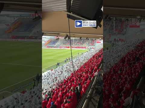 Gänsehaut pur! Die Choreo zum 60. Geburtstag von Energie Cottbus vor dem Spiel gegen Hoffenheim II