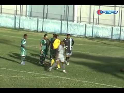 30/04/2014 - Ceres 2x1 Angra dos Reis