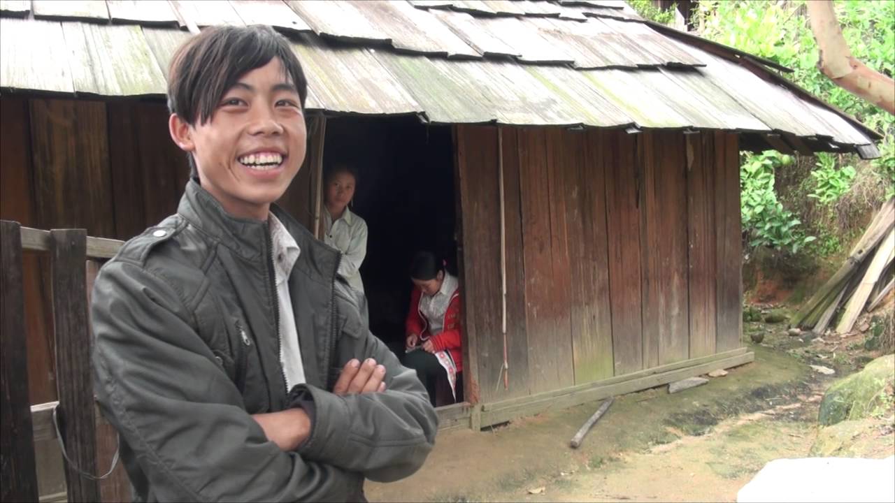 Trò chuyện về lấy vợ - chồng sớm tại Quế Phong