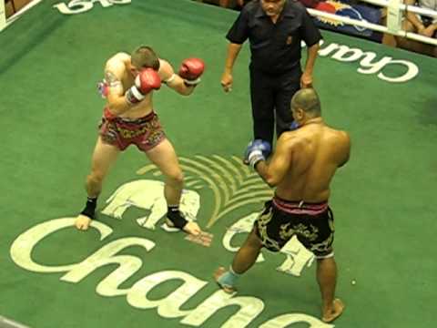 Saiseed Dragon Muay Thai KO's Harley from Australia