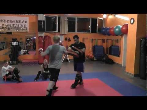 2011-04-29 SFC-Gurtprüfung Daniel Dinnebier - KickThaiBoxen im Sugambrer Fightclub Würzburg