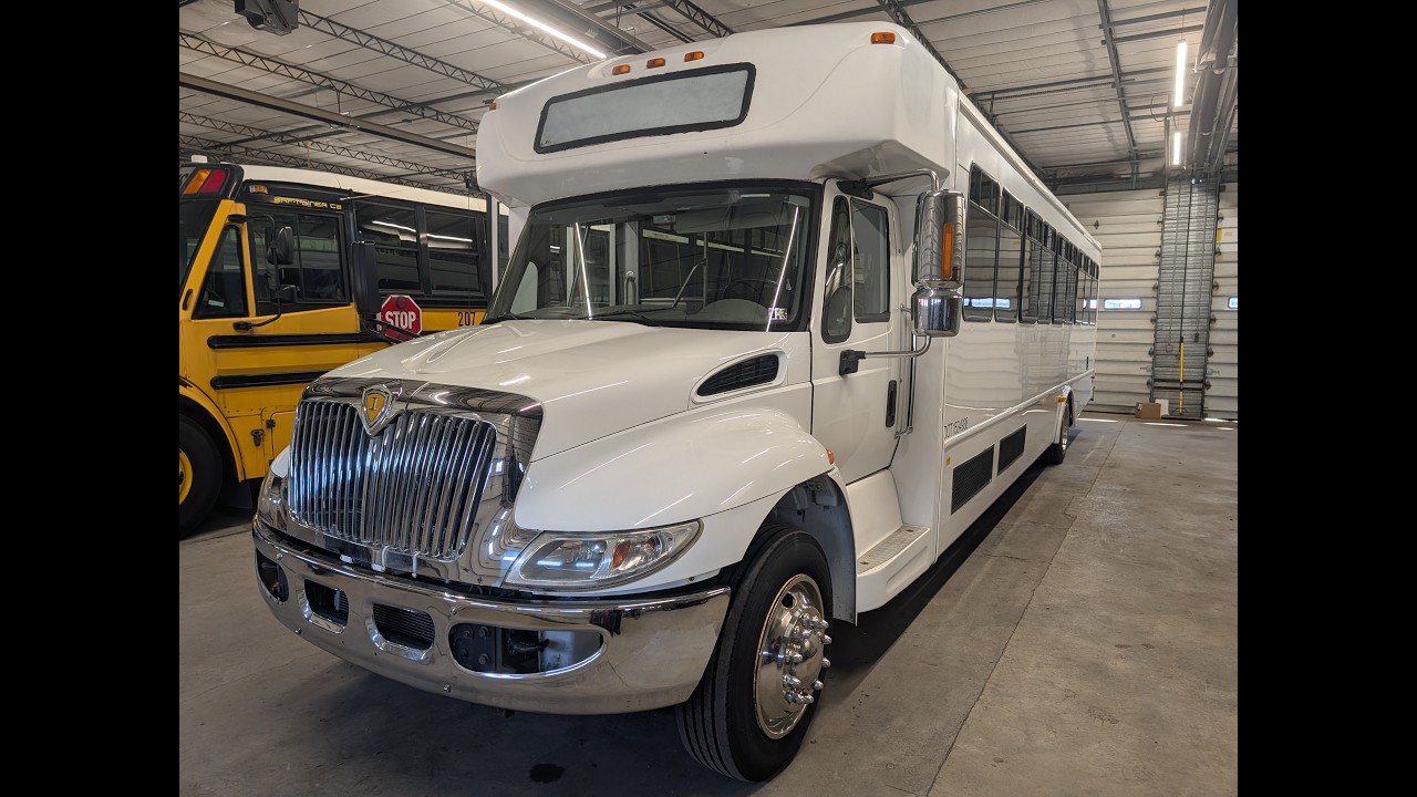 31754 2013 International 40P ADA Shuttle Bus for sale wheel chair accessible big bus