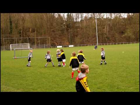 RKVV Haanrade tegen de Langenberg.wmv