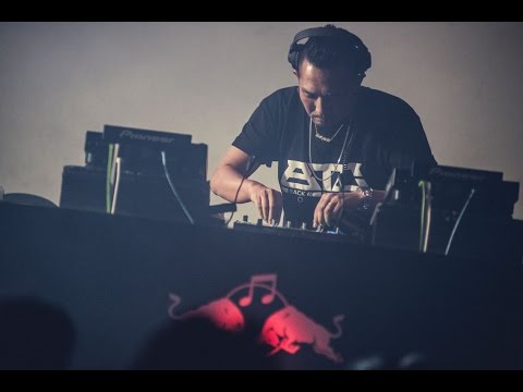 RBMA Toyko 2014: GOTH-TRAD Live Stream