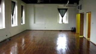 preview picture of video 'Philadelphia Loft Apartment for Rent at Northern Liberties'