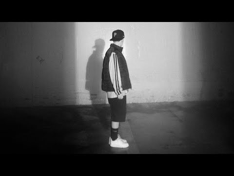 Kharma & Spinnheli - Perdida en Madrid (Videoclip Oficial)