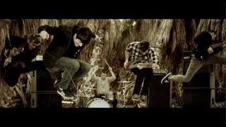 BETWEEN FOUR WALLS - EvolutioN