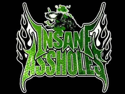 Insane Assholes - Debiru