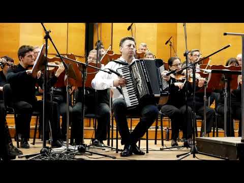 Tango Jalousie-J.Gade Plamen Dimitrov accordion, Ruse Philharmoni orkestra, condictor Yuri Ilinov