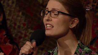 Lua - Her Mantle So Green