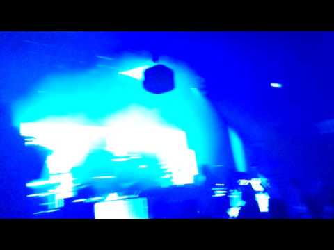 Factor B b2b Robert Nickson playing Heliopause @ Fsoe club nights Panama Amsterdam