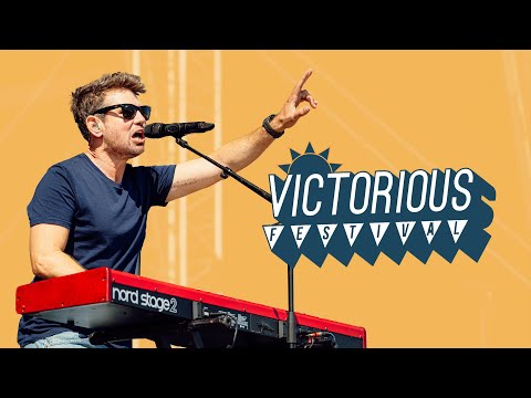 Scouting For Girls - She's So Lovely (Live at Victorious Festival 2025)