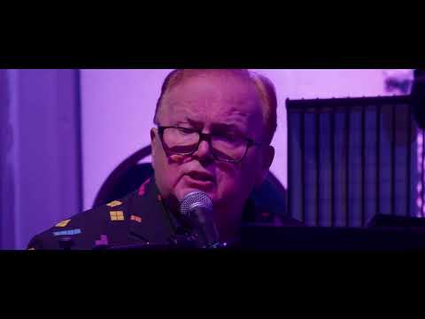 RAILWAY HOTEL Mike Batt live at BUSH HALL