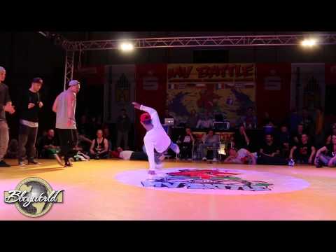 Phil vs Lil'Zoo // .BBoy World // BREAKING 1on1 SEMI-FINAL | MV BATTLE 2015