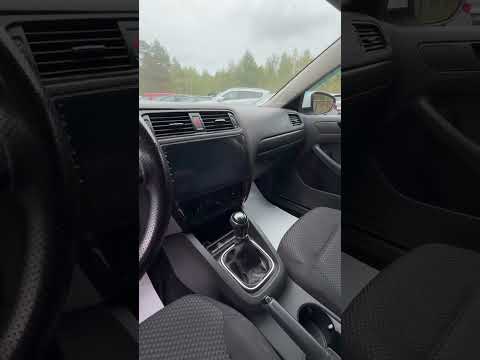 фото volkswagen jetta vi 0