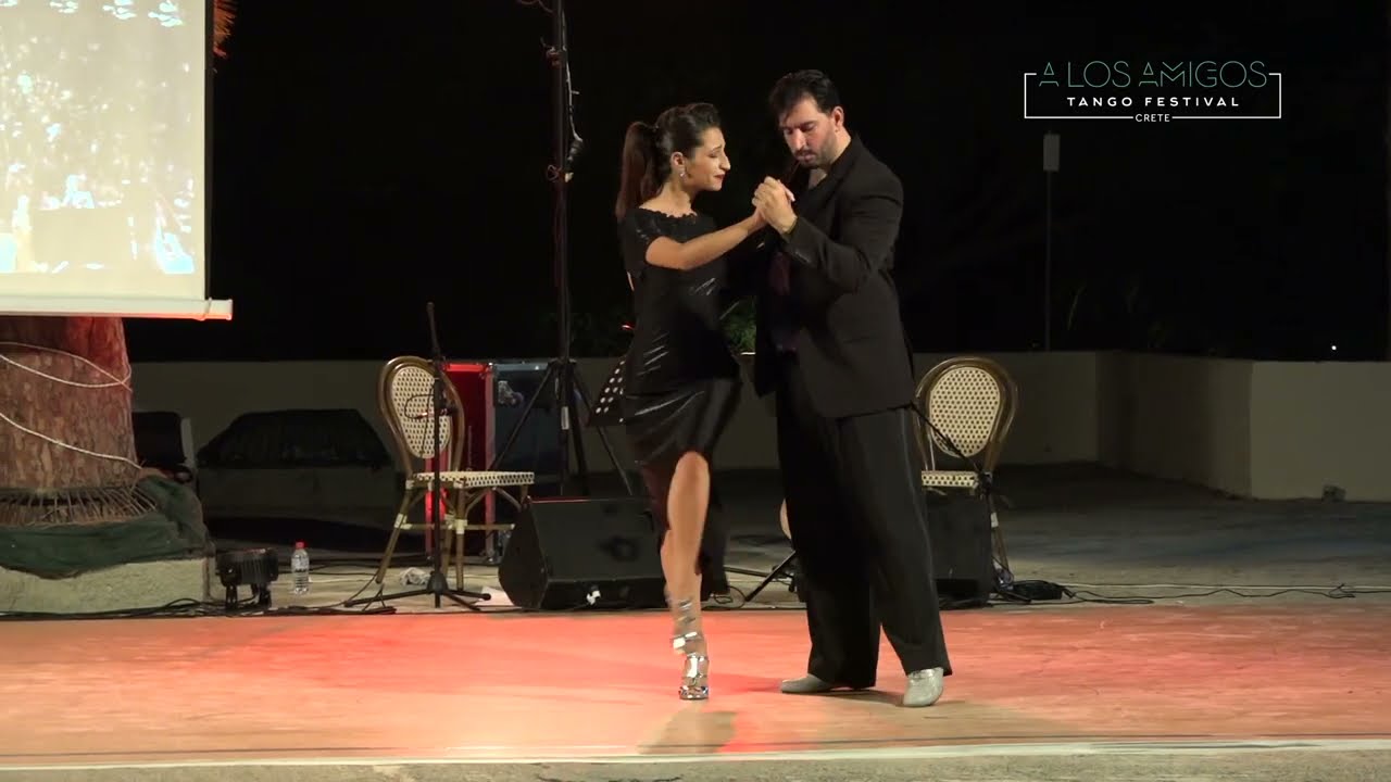 Christos Glossis - Magda Voukelatou - Invierno 3/4