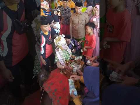 Pengantin Bertabur Uang-Horse #maduro #sumenepsuperhits #tradisimadura #tradisionalindonesia #budaya