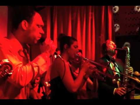 The Boogoos live - Blue-Eyed Afro Soul from Munich/Germany