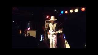 Larry Graham Bass Solo (Earthquake / POW / Release Yourself)