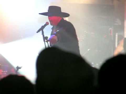Montgomery Gentry - My Town