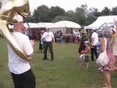 Rhythm&Roots Hot Tamale Brass Band kids parade