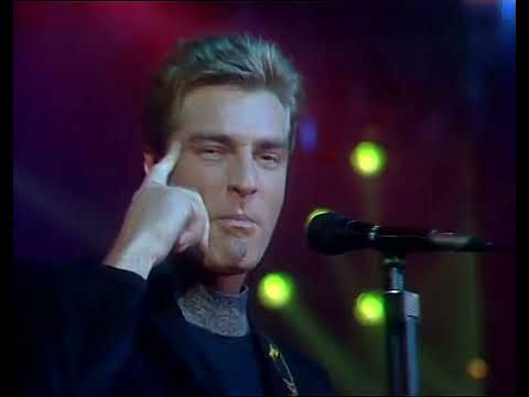 Living in a Box - Living In A Box (live 1987)