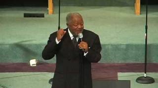 Daryl Coley singing we offer praise @ Jacky Clark Chisholm&#39;s Birthday bash