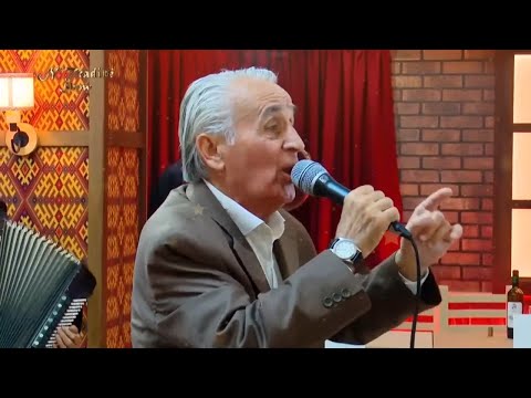 Kolazh i përzgjedhur i notës Tironse - N'Traditë Show