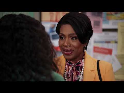 Abbott Elementary - That Time Barbara Howard 🥊Squared Up on Aunty Vanetta (Janine's Mom) 🥊