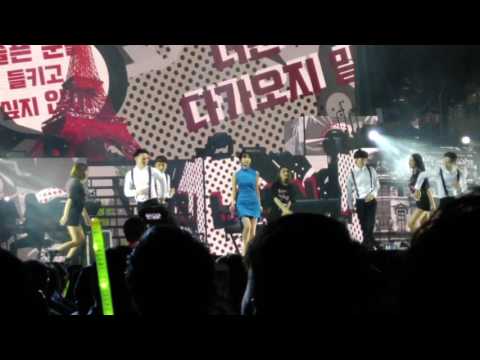 161216 IU Concert 24 Steps in HK - Leon