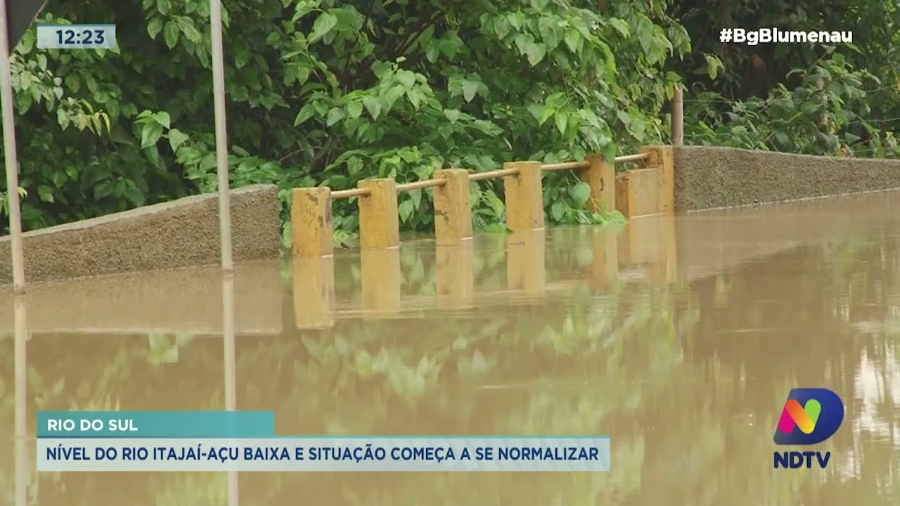 Rio do Sul: nível do rio Itajaí-Açu baixa e situação começa a se normalizar