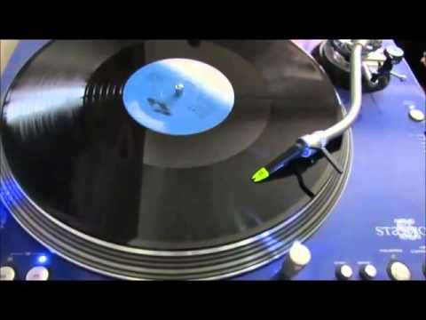 HAROLD MELVIN AND THE BLUE NOTES - PRAYIN (12 INCH 1979 VERSION)