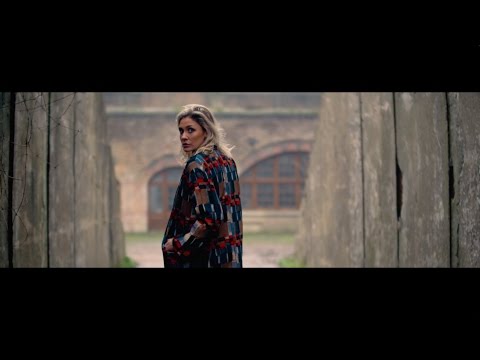 Sarah Whatmore - Full Circle (Official Video)