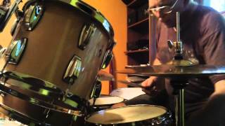 Video thumbnail for The Ludwig Acrolite 5x14 Snare is One of The Best Snares Ever Blue/Olive Badge by Kenneth Burton