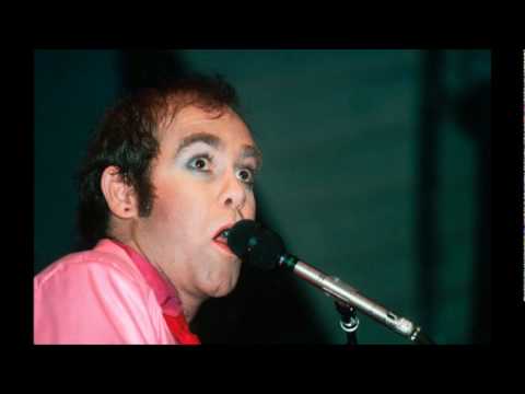 #19 - I Feel Like A Bullet (In The Gun Of Robert Ford) - Elton John/Ray Cooper - Live in London 1977