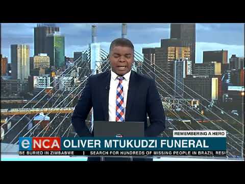 Mourners have come out to bid final farewell to Oliver Mtukudzi