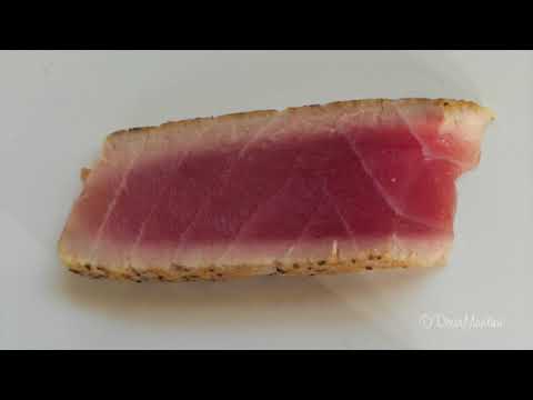 How to Slice a Seared Ahi Tuna Steak Across the Grain