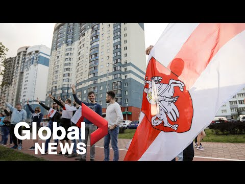 Belarus protests: Demonstrators form human chain across city of Minsk