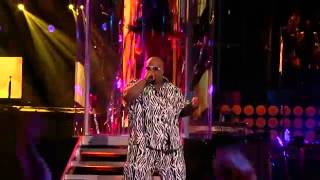 Nicholas and CeeLo &quot;Play That Funky Music&quot;