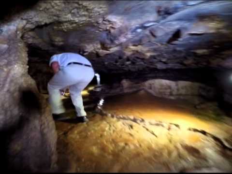 Ewan goes to the Cango Caves in Oudtshoorn